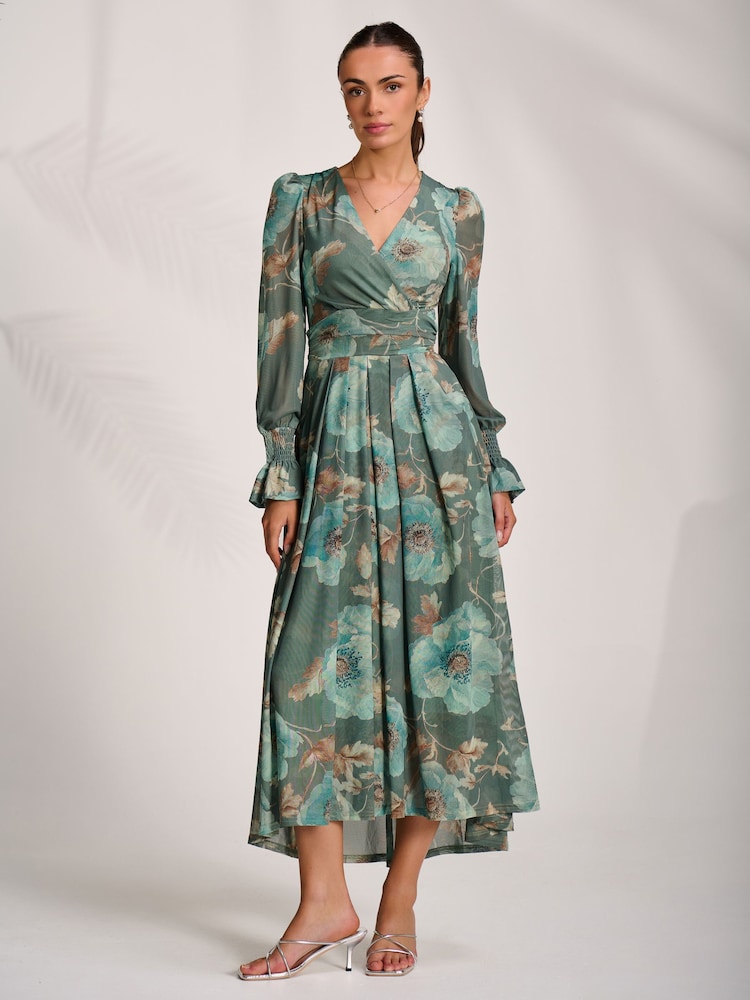 mesh v neck dress Discover V Neckline Dress: The Mesh Geode Midi  Hautecouture