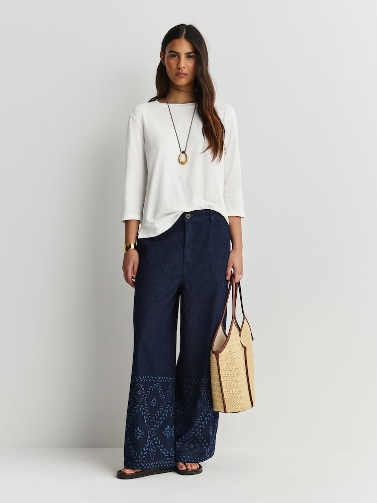 Weekend MaxMara White Multia Mid Sleeve T-shirt - Image 2 of 10 Weekend MaxMara White Multia Mid Sleeve T-shirt - Image 2 of 10