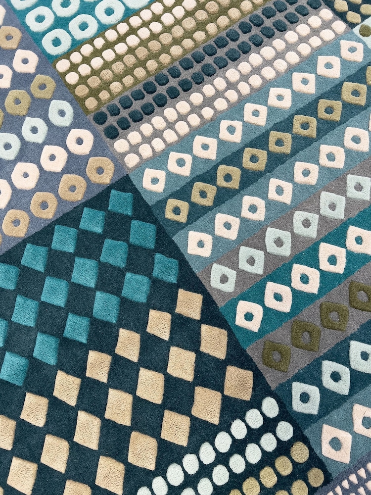 Margo Selby Grey Powell Hand Tufted Wool Rug - Image 4 of 4 Margo Selby Grey Powell Hand Tufted Wool Rug - Image 4 of 4