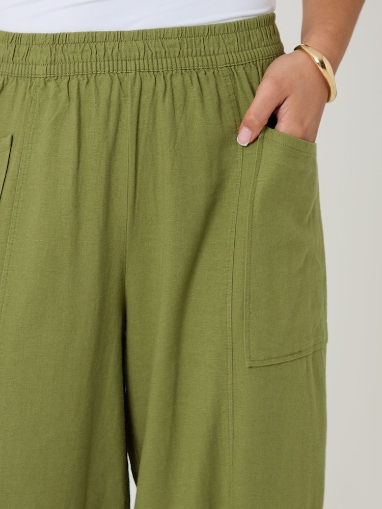 Threadbare Green Linen Blend Pocket Detail Barrel Leg Trousers - Image 4 of 4