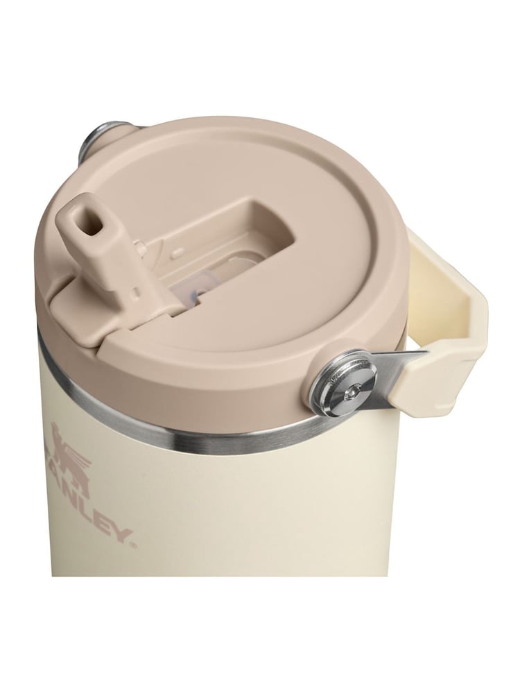 Stanley Cream The IceFlow™ Flip Straw 2.0 Tumbler 0.89L - Image 2 of 3