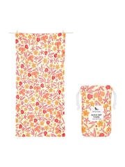 منشفة شاطئ سريعة الجفاف من Dock & Bay - Image 3 of 6