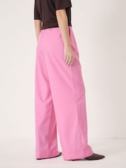 بنطلون Lya بمزيج صوف وقصّة رجل واسعة من Hush - Image 4 of 6