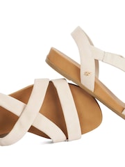 كريم - صنادل مسطحة مريحة بأحزمة متقاطعة من Dune London Landies - Image 5 of 5