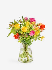 Rose and Alstromeria Fresh Flower Letterbox Bouquet - Image 4 of 5