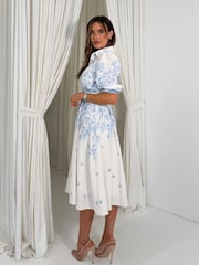 Girl In Mind Blue Holland Floral Border Print Midi Dress - Image 4 of 5