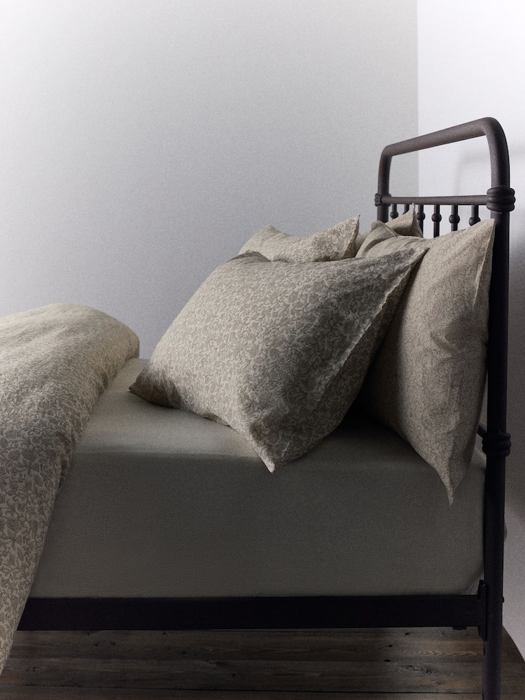 The Set 8 Piece Natural Woodblock Floral Duvet Cover and Pillowcase Set with Fitted Sheets - Image 2 of 6 The Set 8 Piece Natural Woodblock Floral Duvet Cover and Pillowcase Set with Fitted Sheets - Image 2 of 6
