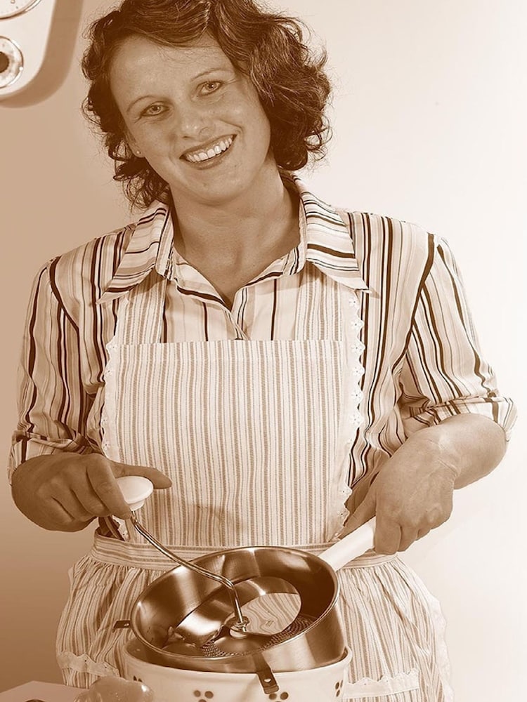 GEFU Black Flotte Lotte® Food Mill - Image 4 of 4