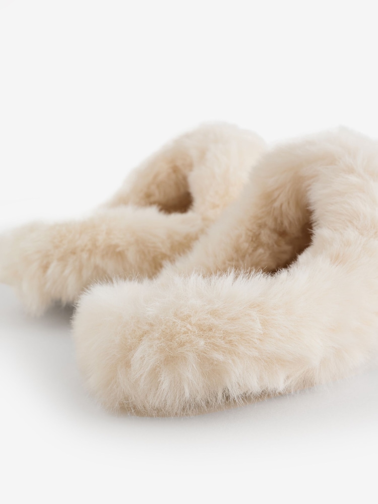 Eleanor Bowmer Big Nick Energy Mule Slippers - Slika 4 od 4 Eleanor Bowmer Big Nick Energy Mule Slippers - Slika 4 od 4