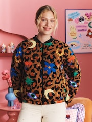 Eleanor Bowmer Leopard Icons Quilted Bomber Jacket - Image 3 de 6
