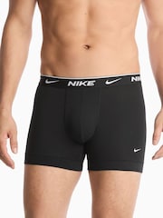 أسود - حزمة من 3 سراويل داخلية قطن قابلة للتمدد تشكيلة Essential من Nike - صورة 4 من 5