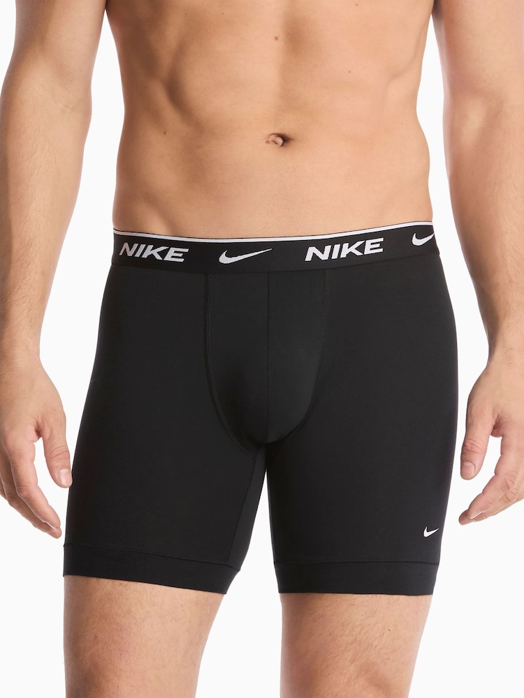 Nike Black Essential Stretch Boxers 3 Pack - Image 4 of 4