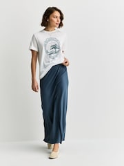 White Official Wuthering Heights License Graphic Crew Neck T-Shirt - Image 2 of 6