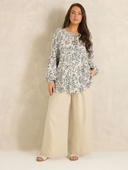 Evans Black Long Sleeve Pintuck Lace Leaf Print Blouse - Image 5 of 6