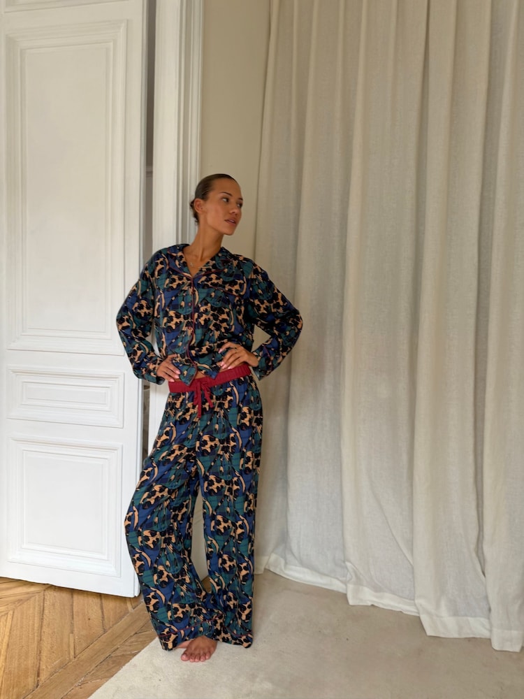 Never Fully Dressed Check Animal Bow Viscose Christmas Button Through Pyjamas - Image 2 of 6
