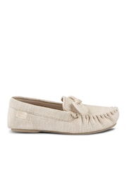 Totes Natural Isotoner Linen Bow Moccasin Slippers - Image 2 of 4