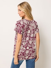 أحمر - M&Co Cotton Scoop Neck Top - صورة 3 من 5