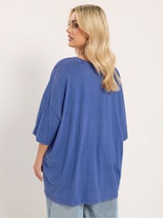 Yours Curve Bon Voyage' Slogan T-Shirt - תמונה 3 מתוך 5