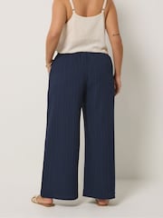 Azul - Yours Curve Textured Woven Wide Leg Trousers - Imagen 3 de 5
