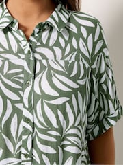 Yours Curve Green Abstract Crinkle Shirt - Image 4 of 5
