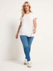 Yours Curve Green Core Short Sleeve T-Shirts 3 Pack - Image 4 of 9