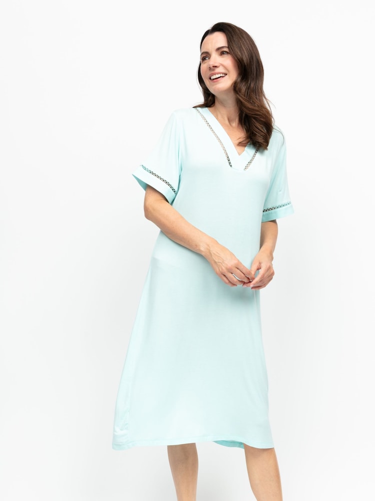 Nora Rose čvrsta modalna kratka spavaćica sa umetkom od džersa od likre - Slika 2 od 4