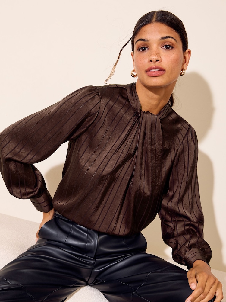 Chocolate Brown - Friends Like These Satin Twist Neck Long Sleeve Blouse - Larawan 1 ng 6