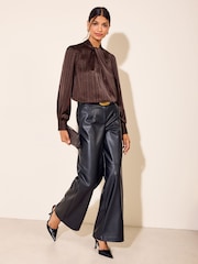 Chocolate Brown - Friends Like These Satin Twist Neck Long Sleeve Blouse - Larawan 3 ng 6