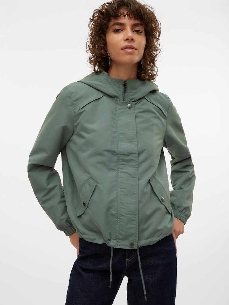 VERO MODA Green Short Parka - Image 2 of 6 VERO MODA Green Short Parka - Image 2 of 6