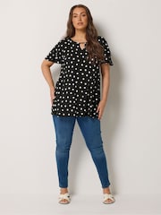 Yours Curve Black Short Sleeve Top - Image 3 of 5