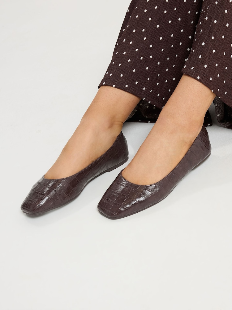 Yours Curve Croc Print Ballerina Pumps - Bild 1 von 4 Yours Curve Croc Print Ballerina Pumps - Bild 1 von 4