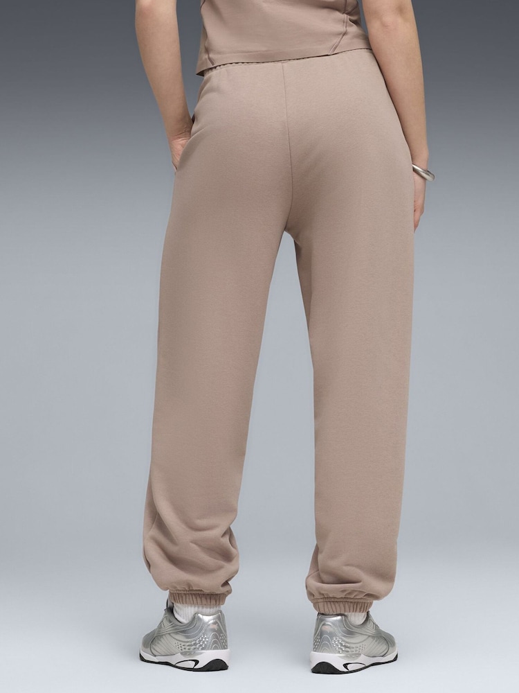 Puma Brown Wardrobe Essentials Relaxed Sweatpants - Image 2 of 5 Puma Brown Wardrobe Essentials Relaxed Sweatpants - Image 2 of 5