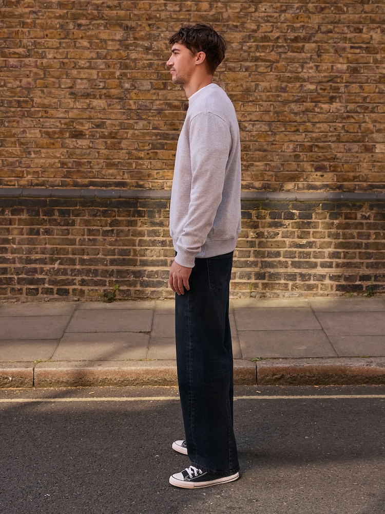 Dunkelblau - Jeans mit gedrehtem Saum - Bild 2 von 11 Dunkelblau - Jeans mit gedrehtem Saum - Bild 2 von 11
