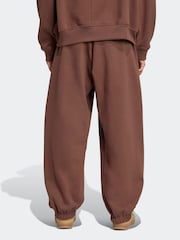 adidas Originals Brown Essentials Linear Oversized Joggers - Image 2 of 6