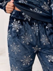 Lipsy Soft Touch Snowflake Christmas Twosie Pyjamas (5-16yrs) - Image 3 de 5