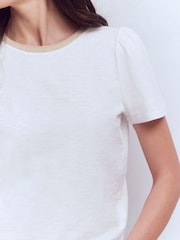 Boden Metallic Trim T-Shirt - Imagen 2 de 5