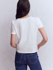 Boden Metallic Trim T-Shirt - Imagen 3 de 5