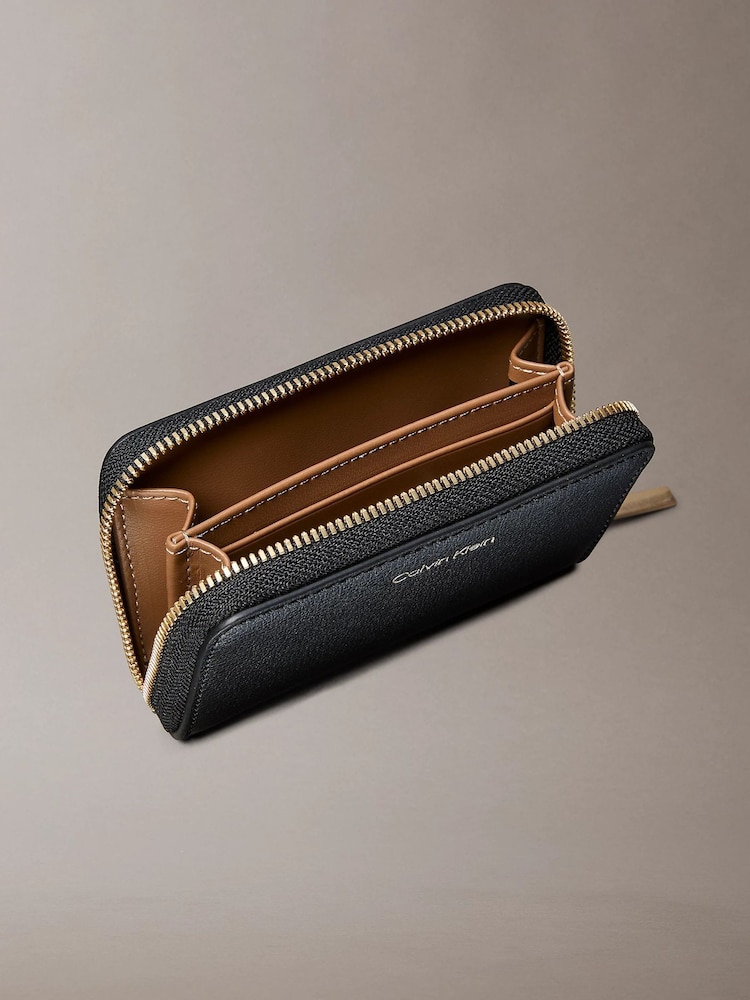 Calvin Klein Black Coated PU Zip Wallet - Image 3 of 3 Calvin Klein Black Coated PU Zip Wallet - Image 3 of 3