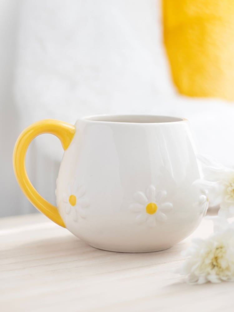 Something Different White Daisy Rounded Mug - Image 1 of 1 Something Different White Daisy Rounded Mug - Image 1 of 1