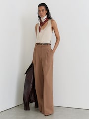Chameau - Reiss Luna Wool-Blend Wide-Leg Pleated Trousers - Image 1 de 6