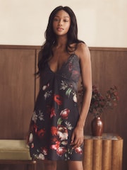 B by Ted Baker Satin Slip with Lace - Bild 2 von 7