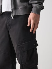 Schwarz - Utility-Cargohose mit Stretch - Bild 4 von 9