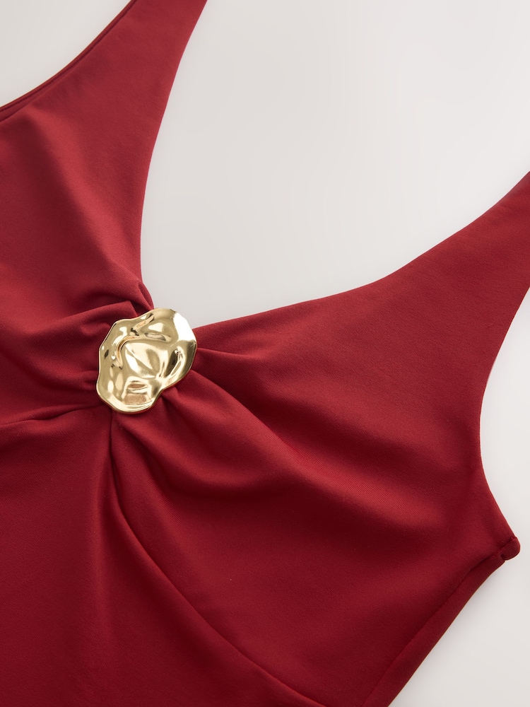 Red Soft Touch Slinky Sleeveless Hardware V-Neck Top - Image 8 of 8