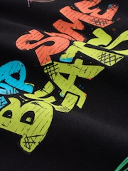 Black Mixed Graffiti - Kortermet t-skjorte med grafikk (3–16år) - Bilde 4 av 4