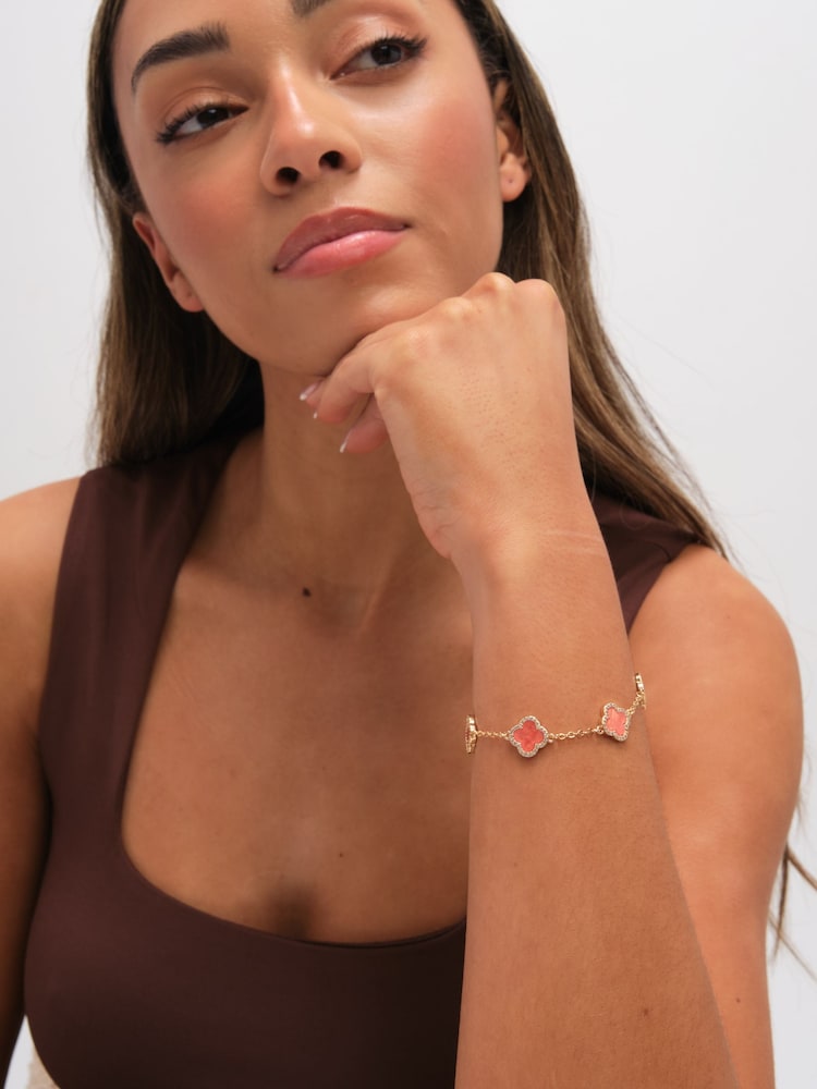 Jon Richard Coral Gold Tone Clover Bracelet - Image 2 of 3