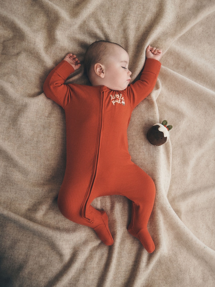 Red Little Pud - Two Way Zip Baby Christmas Sleepsuit (0mths-3yrs) - 圖片 1,共 3 Red Little Pud - Two Way Zip Baby Christmas Sleepsuit (0mths-3yrs) - 圖片 1,共 3