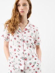 Accessorize Strawberry Print Short Pyjamas Set - Imagen 3 de 4