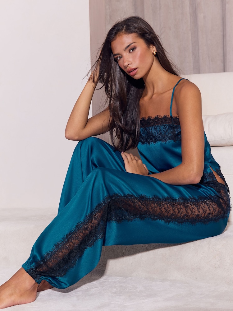 Blau - Lipsy Lace Detail Satin Balloon Leg Pyjamas Set - Bild 1 von 5 Blau - Lipsy Lace Detail Satin Balloon Leg Pyjamas Set - Bild 1 von 5