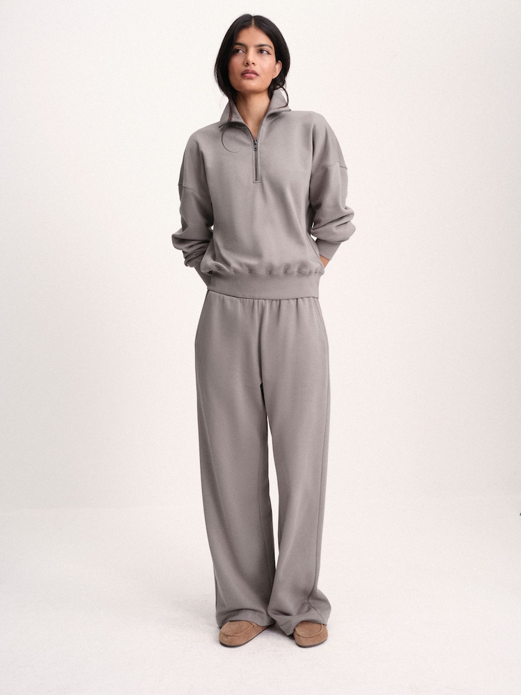 The Set Quarter Zip Sweatshirt and Straight Leg Joggers Coord Set Brown Taupe - Image 10 of 10 The Set Quarter Zip Sweatshirt and Straight Leg Joggers Coord Set Brown Taupe - Image 10 of 10