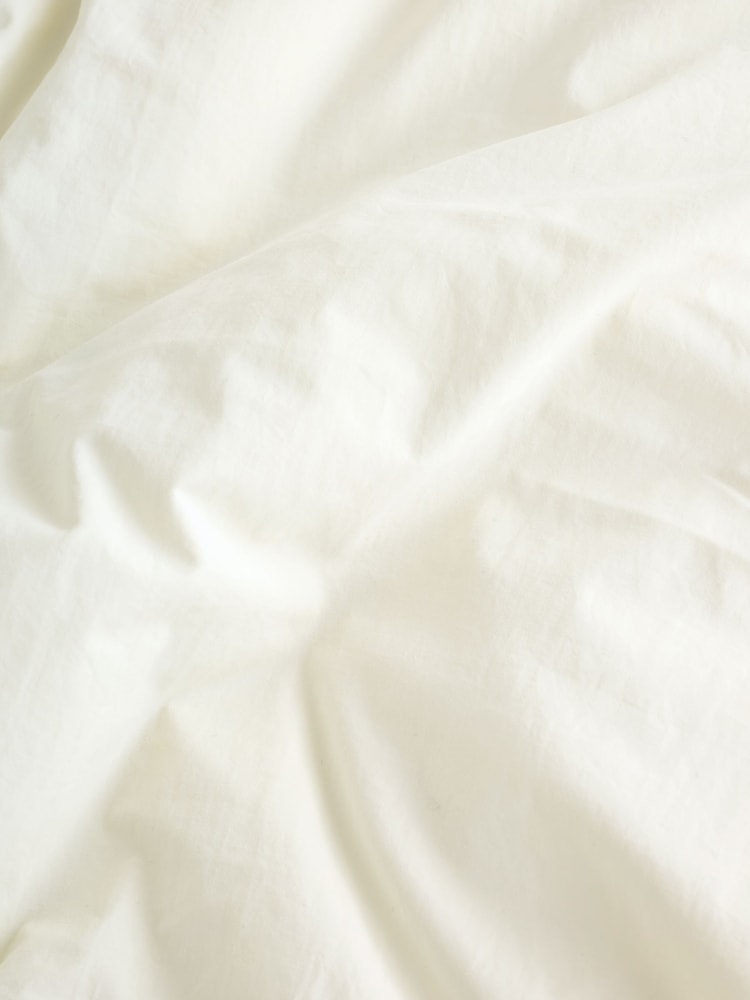 White Shower-Resistant Short Duvet Padded Puffer Jacket - Image 4 of 4 White Shower-Resistant Short Duvet Padded Puffer Jacket - Image 4 of 4